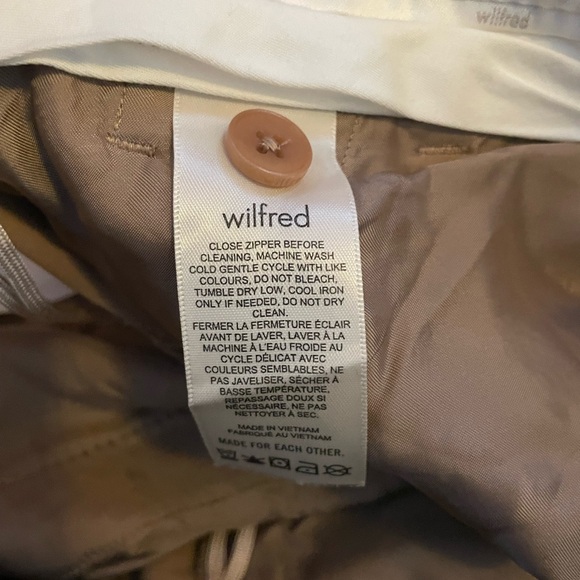 Aritzia Wilfred effortless pants - Picture 5 of 9